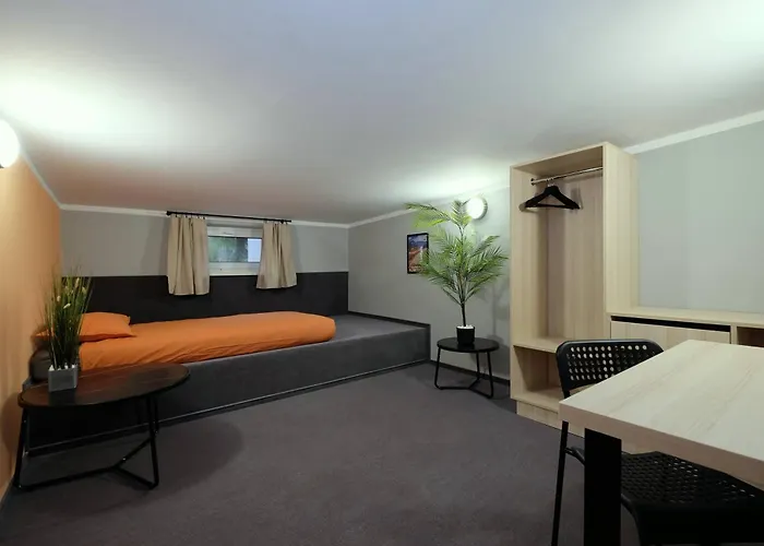 Blisko Centrum - Trakt Lubelski 11, Varsavia