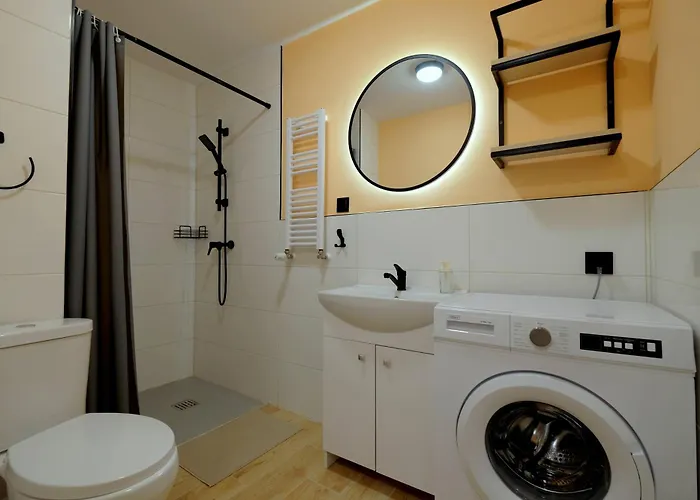 Blisko Centrum - Trakt Lubelski 11, Apartment *